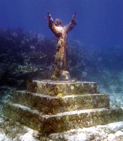 jesus statue in the keys.